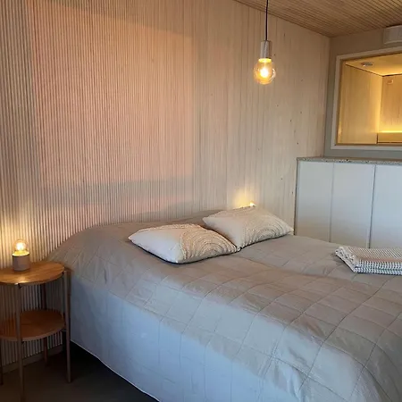 דירה Jaekaelaenhovin Hellae