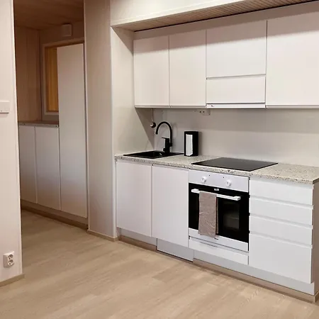 Jaekaelaenhovin Hellae Apartman *