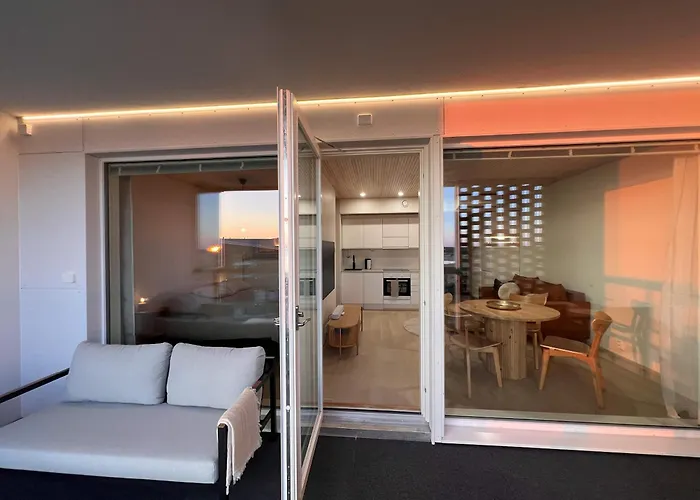 Jaekaelaenhovin Hellae *